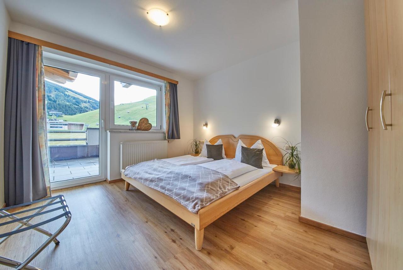 Am Zwoelferkogel Appartements Saalbach-Hinterglemm Extérieur photo