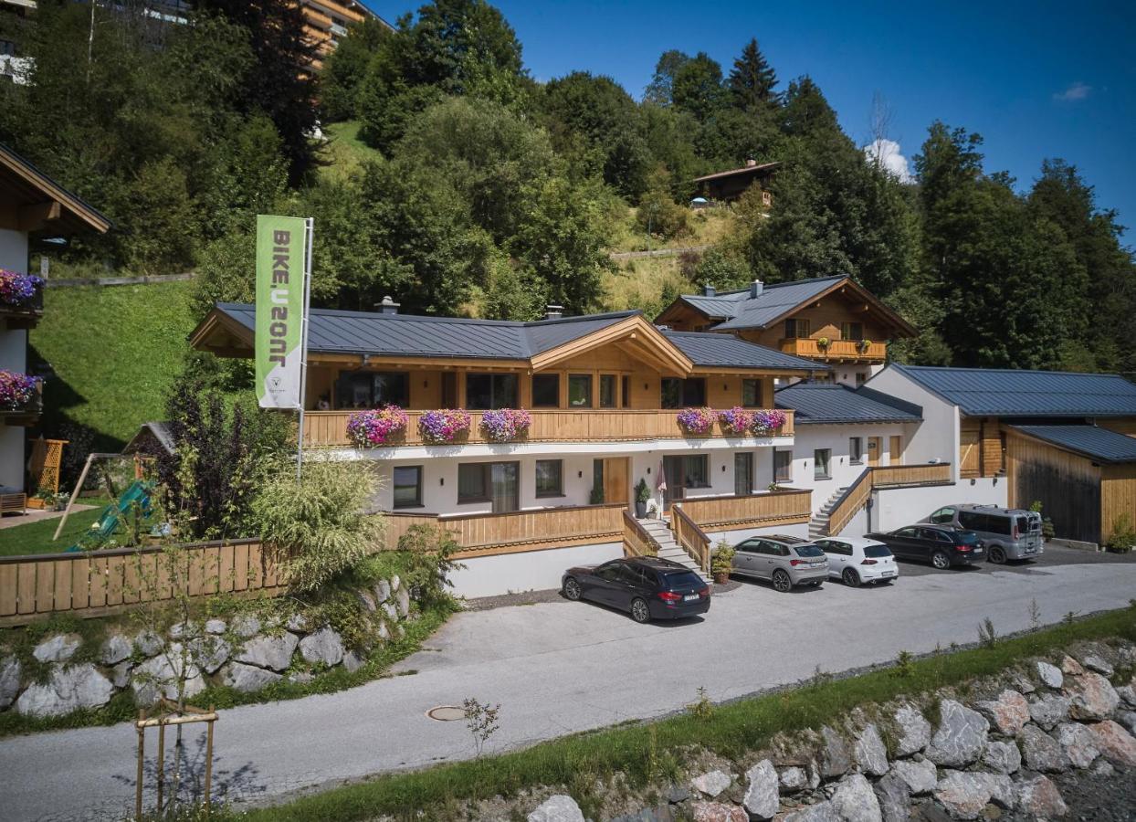 Am Zwoelferkogel Appartements Saalbach-Hinterglemm Extérieur photo